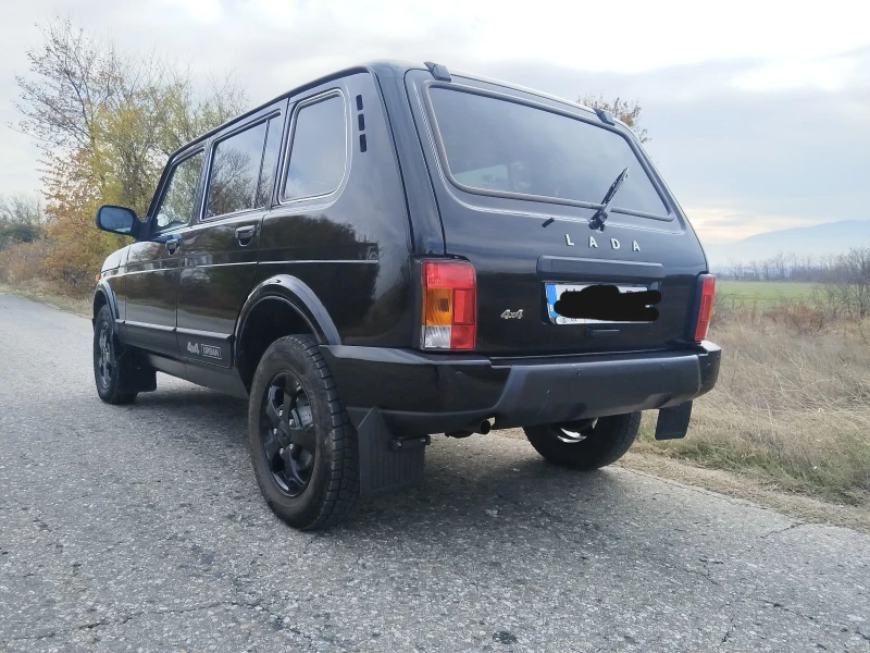 Lada Niva URBAN, снимка 8 - Автомобили и джипове - 47299638