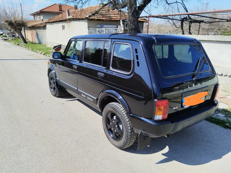 Lada Niva URBAN, снимка 10 - Автомобили и джипове - 47299638