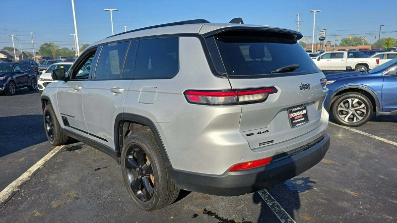 Jeep Grand cherokee L Altitude, снимка 4 - Автомобили и джипове - 47749391