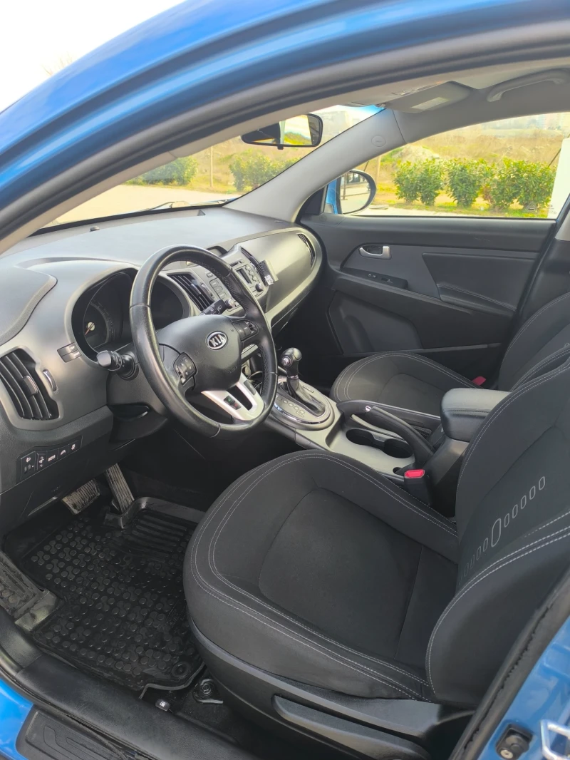 Kia Sportage, снимка 10 - Автомобили и джипове - 48978804