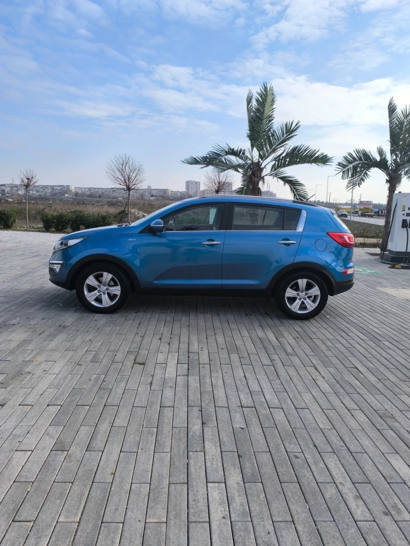 Kia Sportage, снимка 6 - Автомобили и джипове - 48978804