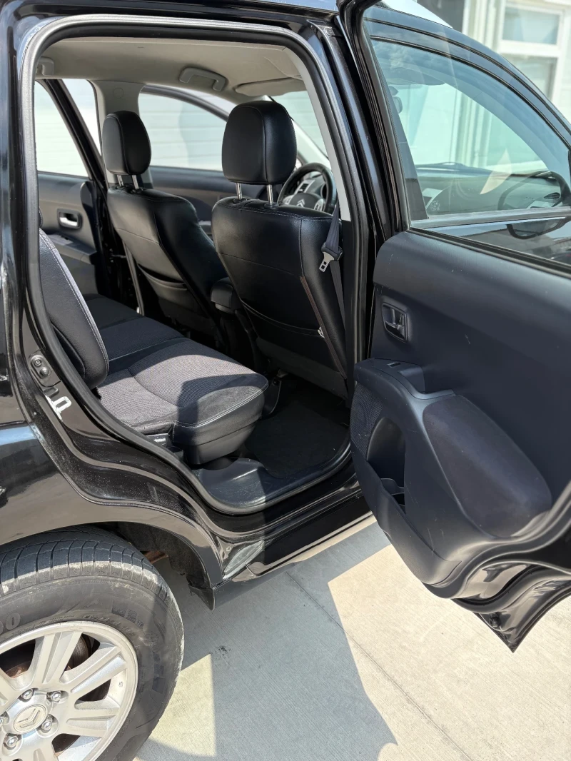 Citroen C-Crosser 2.4 Автоматик 4х4  170кс, снимка 9 - Автомобили и джипове - 53127147