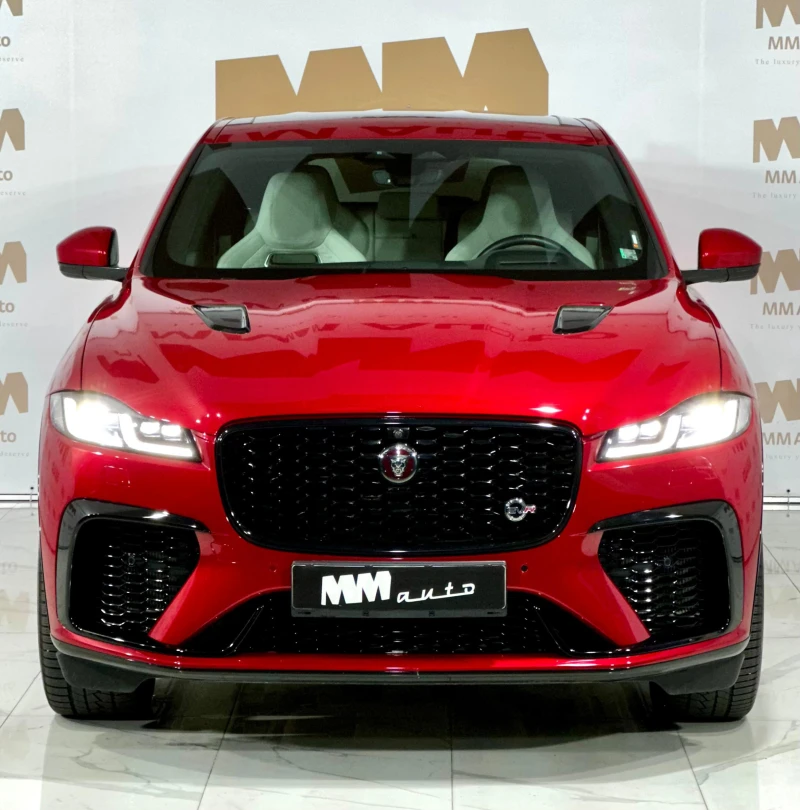 Jaguar F-PACE SVR* HuD* Pano* Meridian* 360, снимка 4 - Автомобили и джипове - 51454842