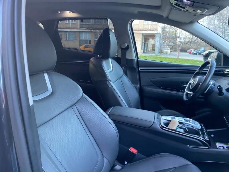 Hyundai Tucson, снимка 11 - Автомобили и джипове - 52861887