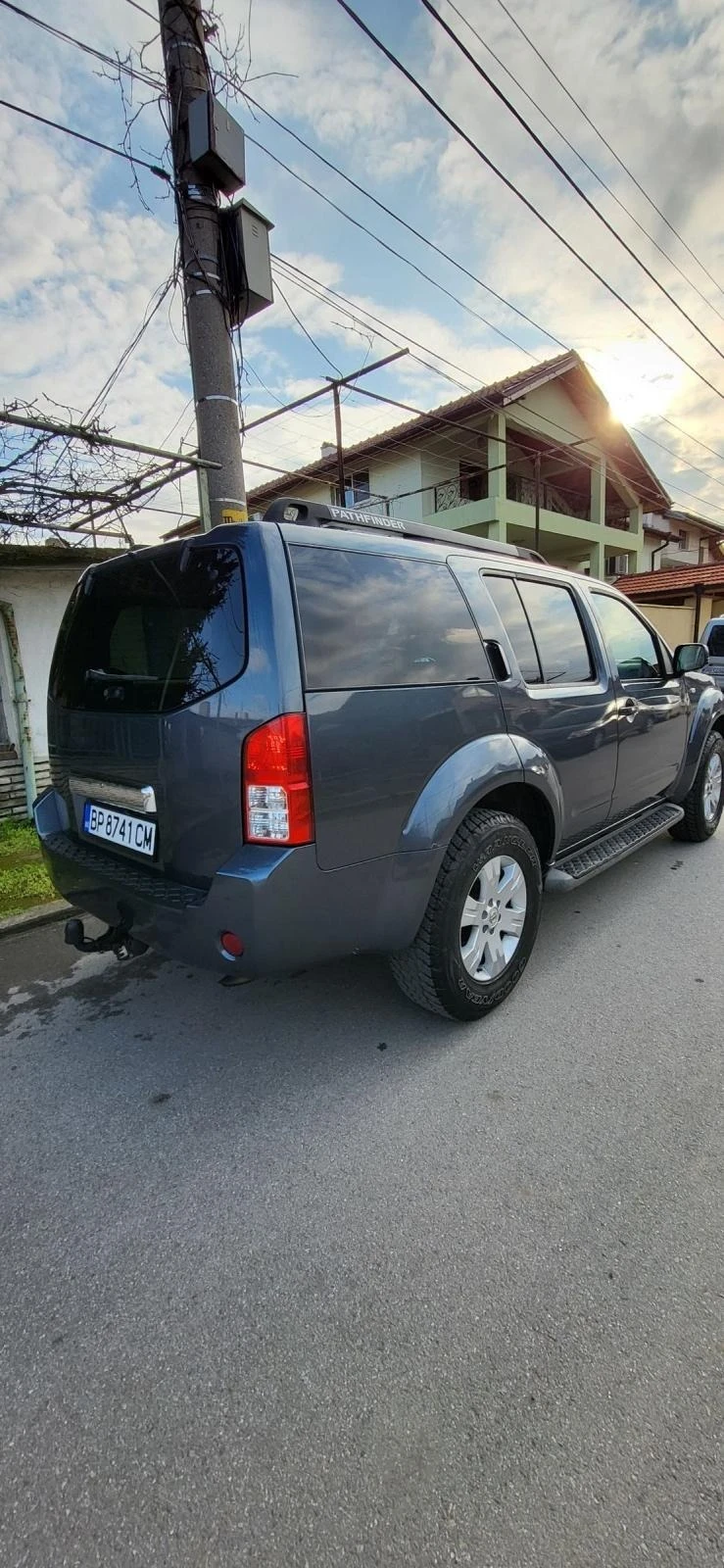 Nissan Pathfinder 2.5 Д, снимка 2 - Автомобили и джипове - 46701851