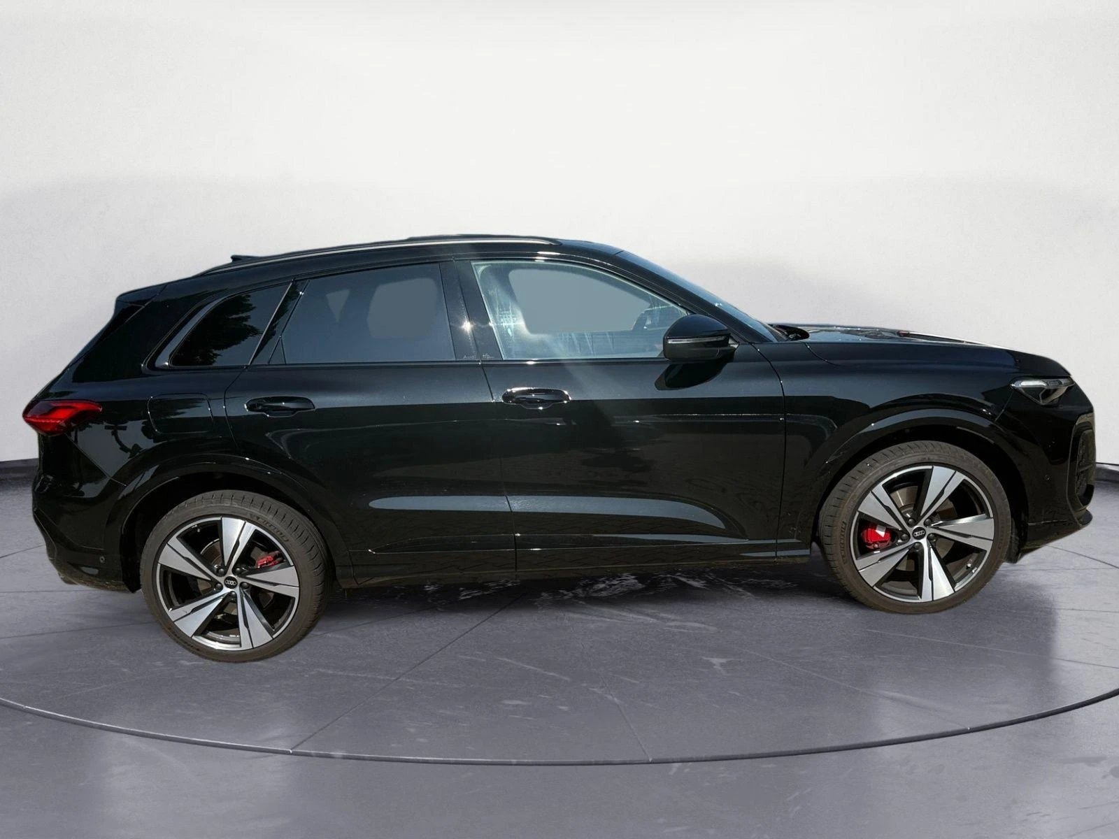 Audi SQ5 TFSI/NEW MODEL/MMI DISPLAY/B&O/HEAD UP/PANO/  - изображение 6