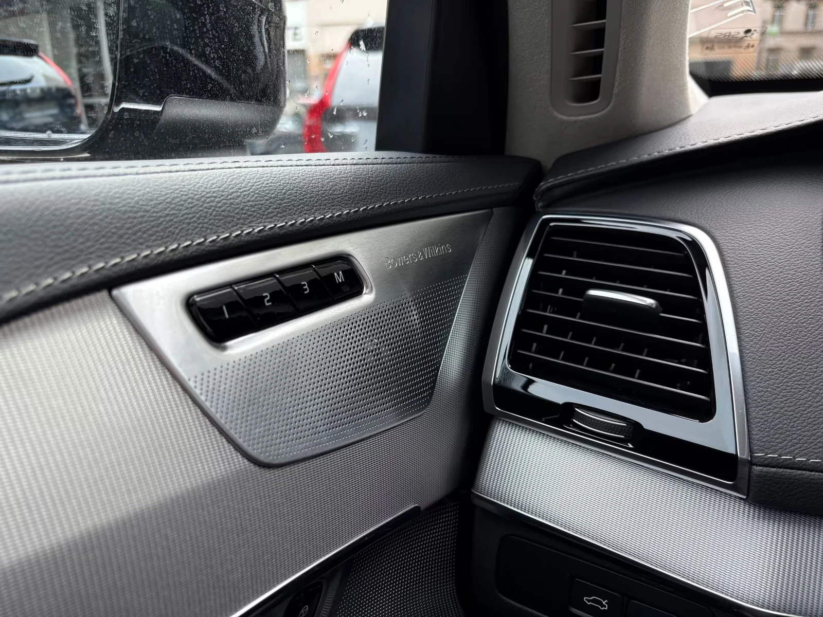 Volvo Xc90 T8/ULTRA-BRIGHT/455HP/PHEV/B&W/MEMO/HUD/360/622f - изображение 9