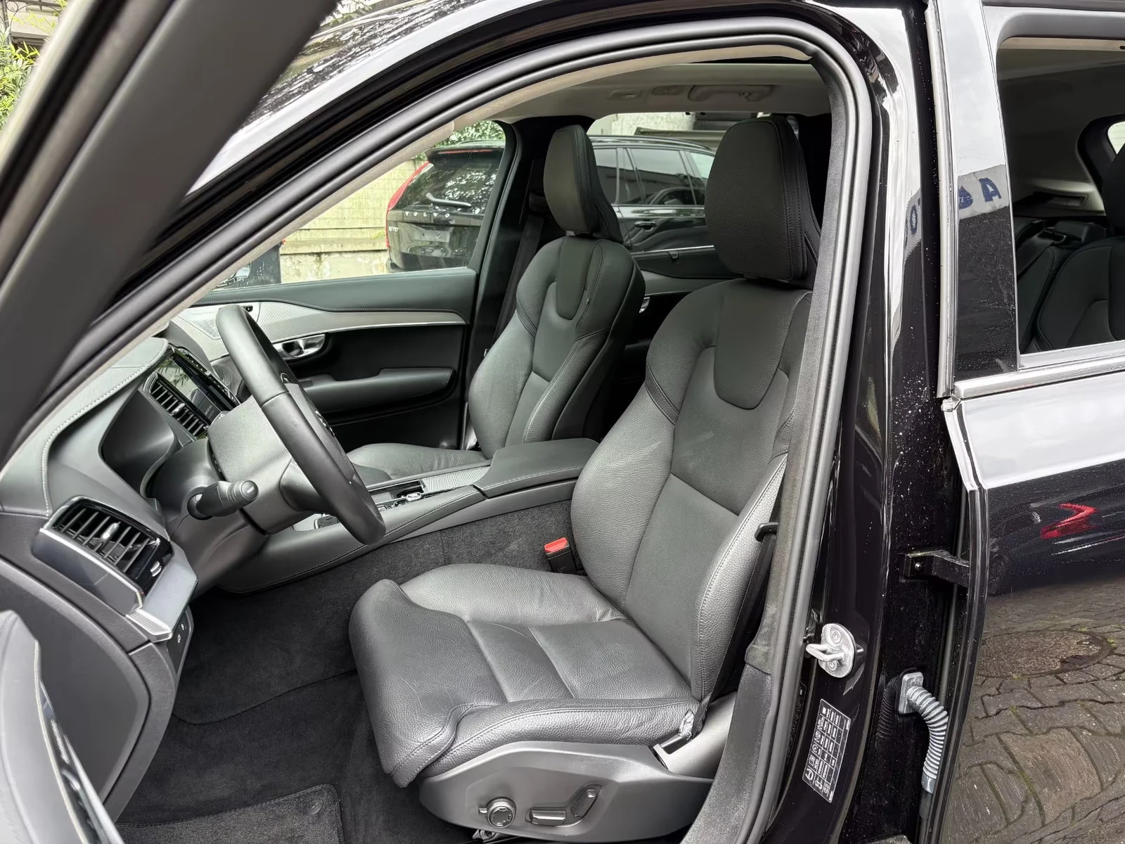 Volvo Xc90 T8/ULTRA-BRIGHT/455HP/PHEV/B&W/MEMO/HUD/360/622f - изображение 7