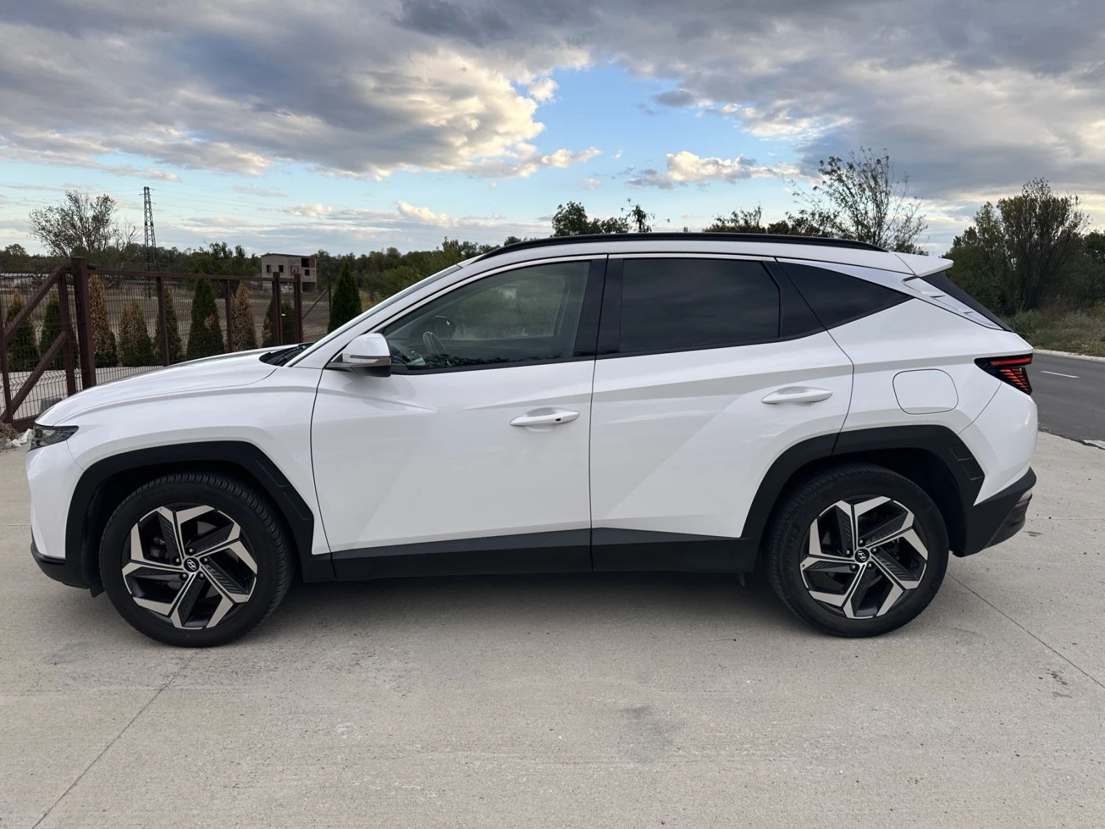 Hyundai Tucson 1.6 HEV Hybrid/Exellence/230к.с/70000км - изображение 6