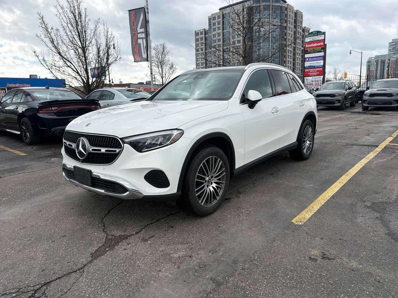 Mercedes-Benz GLC 300 ПАНОРАМА/360 КАМЕРИ/БЕЗ ИНЦИДЕНТИ | Auto.bg — изображение 1