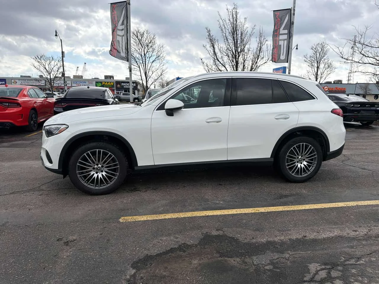 Mercedes-Benz GLC 300 ПАНОРАМА/360 КАМЕРИ/БЕЗ ИНЦИДЕНТИ, снимка 3 - Автомобили и джипове - 54084378