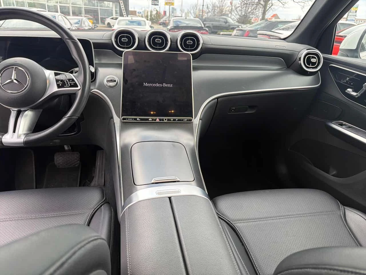 Mercedes-Benz GLC 300 ПАНОРАМА/360 КАМЕРИ/БЕЗ ИНЦИДЕНТИ, снимка 9 - Автомобили и джипове - 54084378