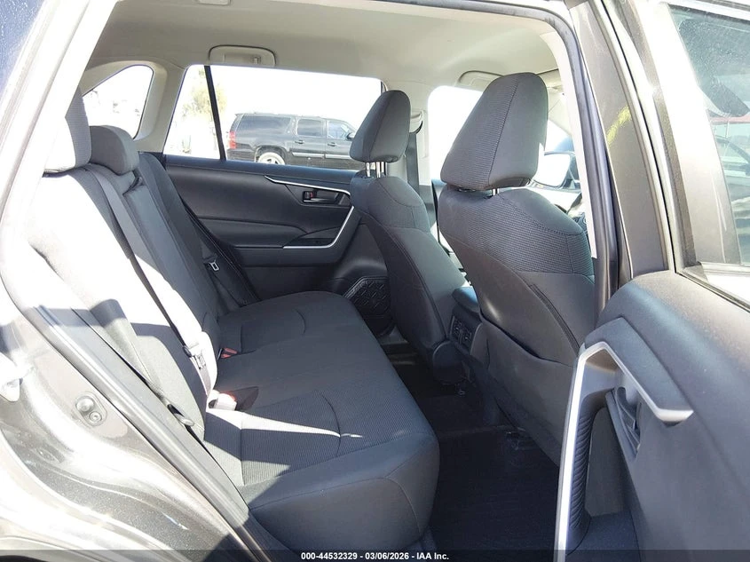 Toyota Rav4 2.5L I-4 DI, DOHC, VVT, 203HP All Wheel Drive | Mobile.bg � ����������� 8