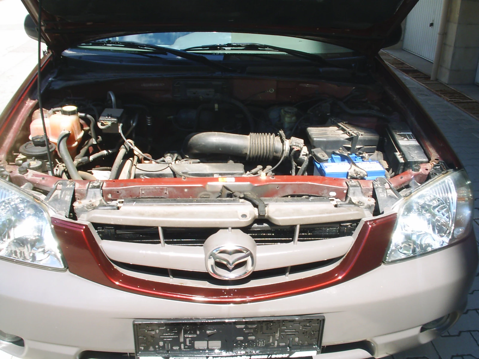 Mazda Tribute 2.0 i 16V 90хил.км., снимка 15 - Автомобили и джипове - 54399478