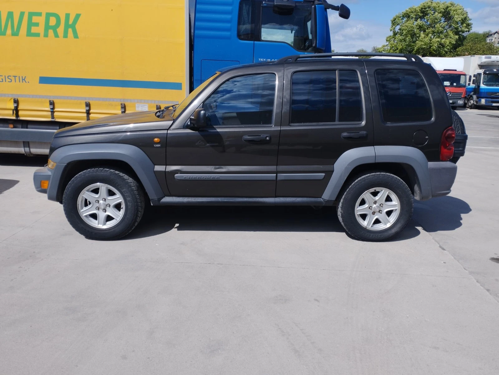 Jeep Cherokee 2.4