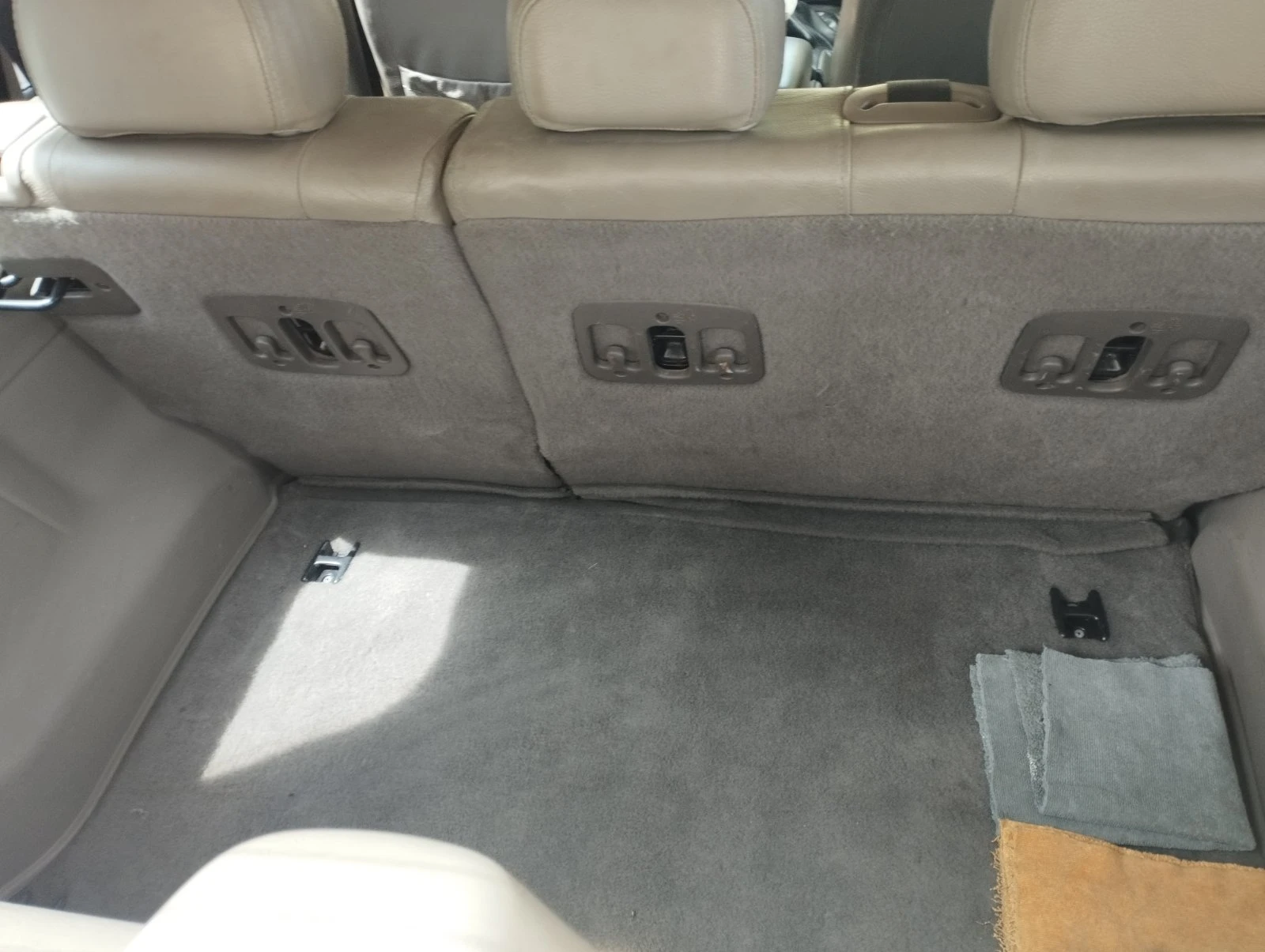 Jeep Cherokee 2.4, снимка 13 - Автомобили и джипове - 54860278