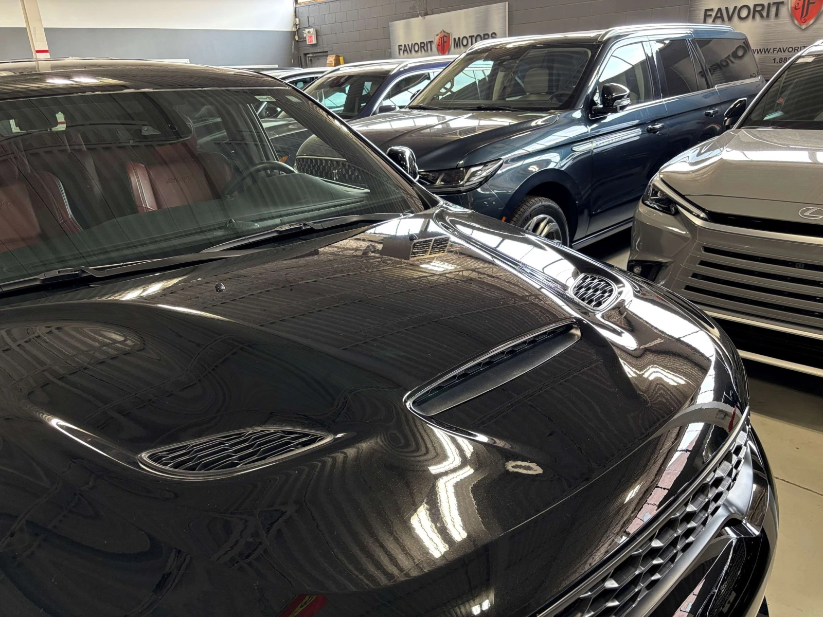 Dodge Durango SRT Hellcat / 710КС./ КОЖА / ЦЕНА ДО БГ, снимка 3 - Автомобили и джипове - 54897537