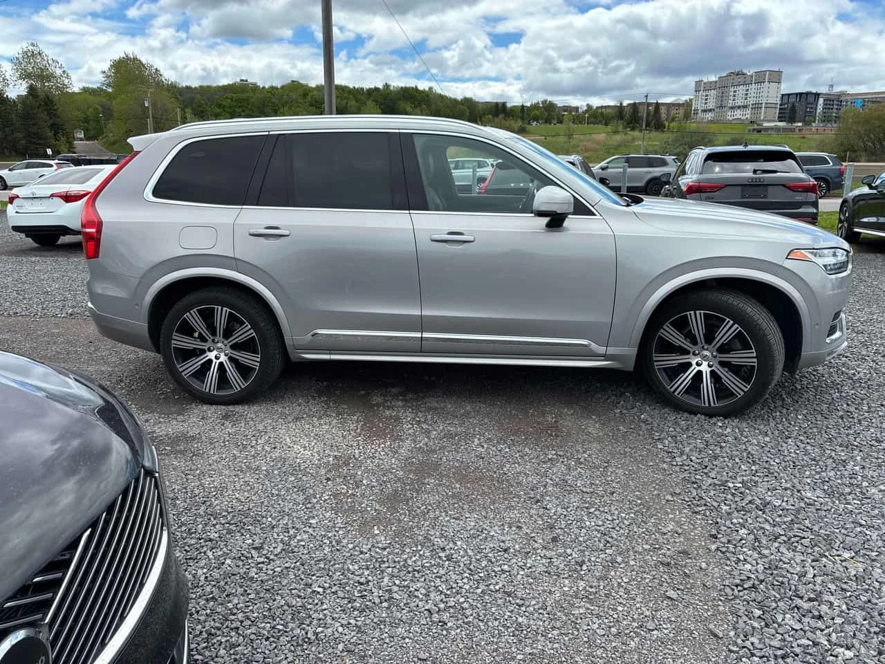 Volvo Xc90 /360/HUD/Bowers & Wilkins, снимка 3 - Автомобили и джипове - 55226238