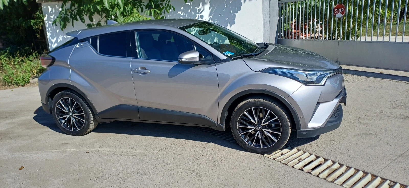 Toyota C-HR, снимка 2 - Автомобили и джипове - 55512749