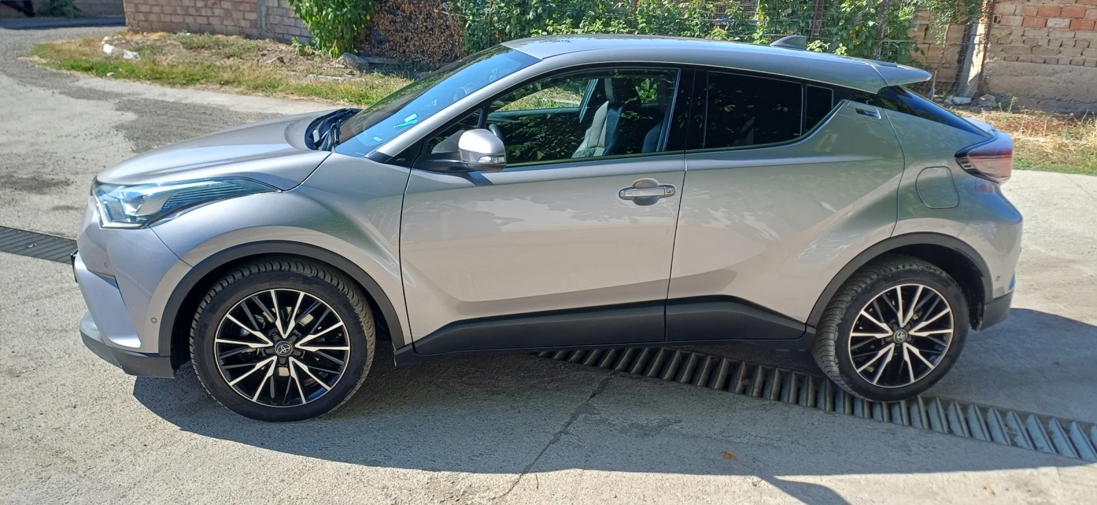 Toyota C-HR, снимка 4 - Автомобили и джипове - 55512749