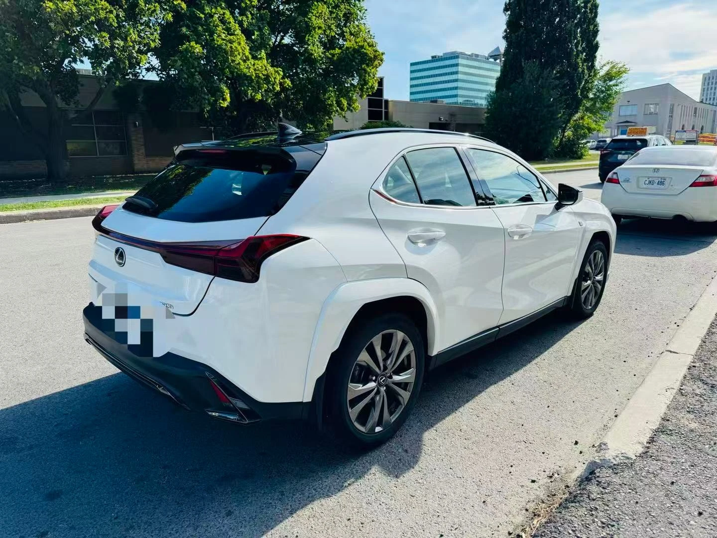 Lexus UX 250h | CARFAX | БЕЗ ИНЦИДЕНТИ, снимка 4 - Автомобили и джипове - 55857078