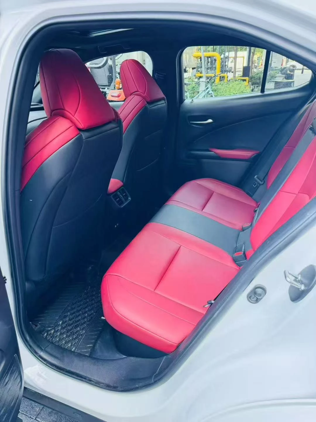 Lexus UX 250h | CARFAX | БЕЗ ИНЦИДЕНТИ, снимка 9 - Автомобили и джипове - 55857078