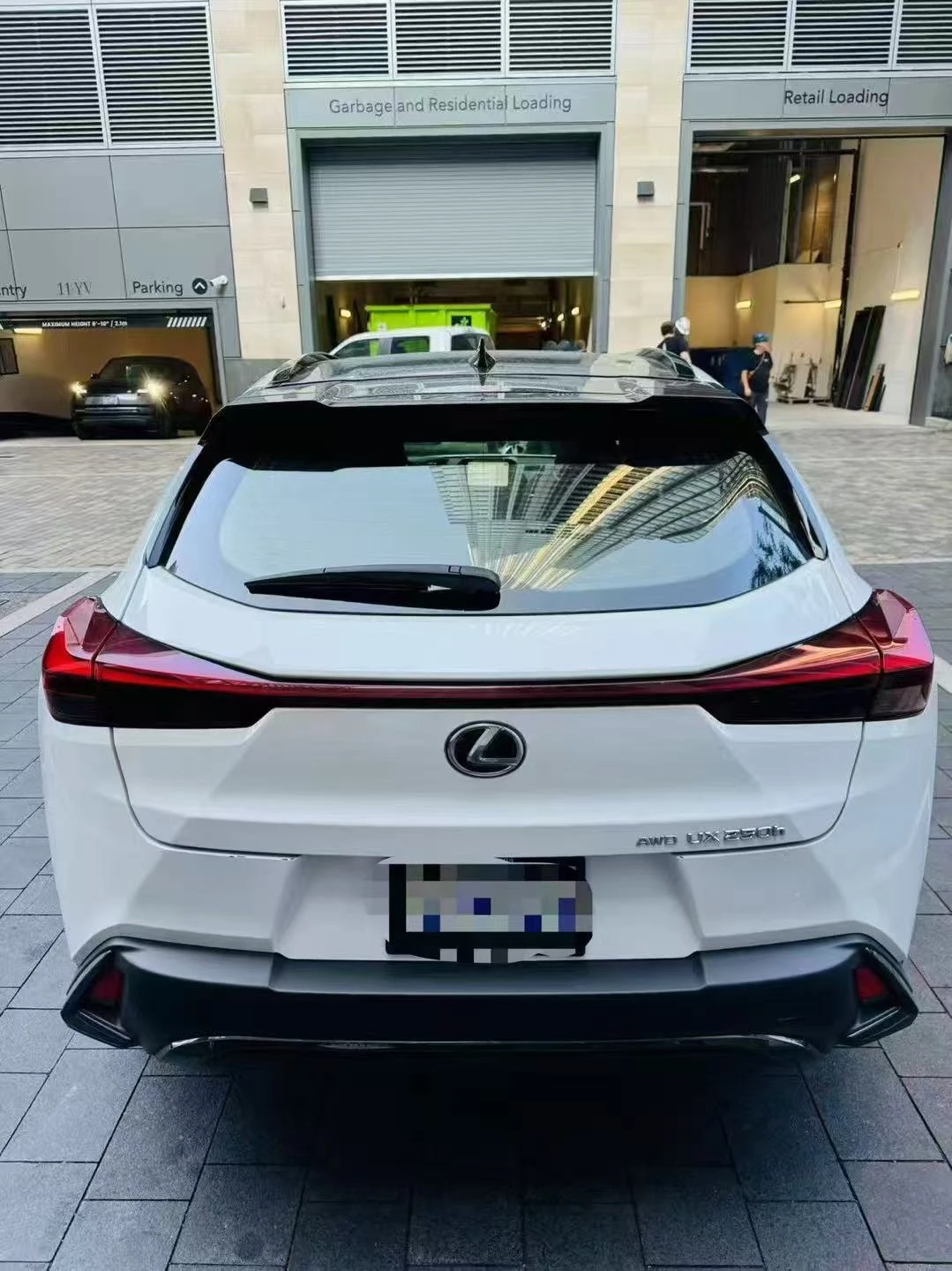 Lexus UX 250h | CARFAX | БЕЗ ИНЦИДЕНТИ, снимка 5 - Автомобили и джипове - 55857078