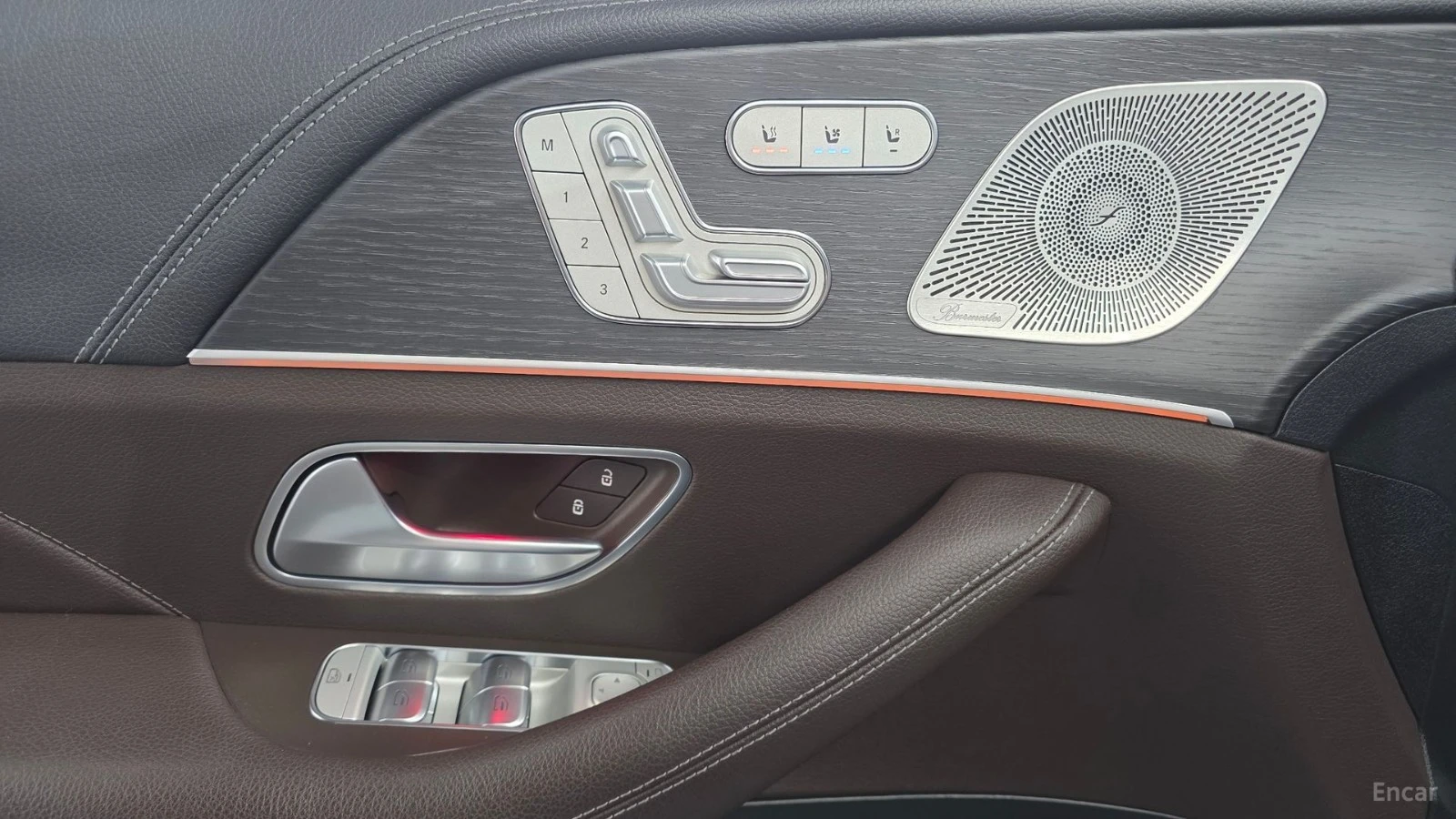 Mercedes-Benz GLE 450 AMG Line| BLACK WOOD| AIR| 360| VENTED S| HUD, снимка 14 - Автомобили и джипове - 56136794