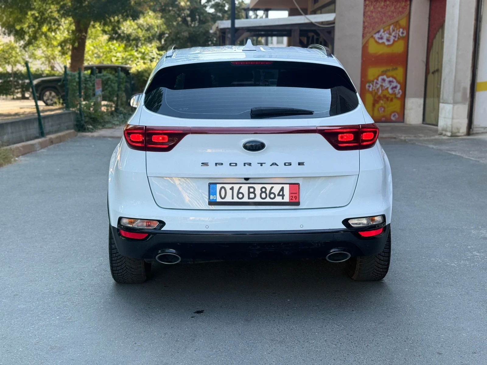 Kia Sportage Diesel-MILD HIBRYD* GT-Line* DISTRONIC+ * 142 000k, снимка 5 - Автомобили и джипове - 56170550