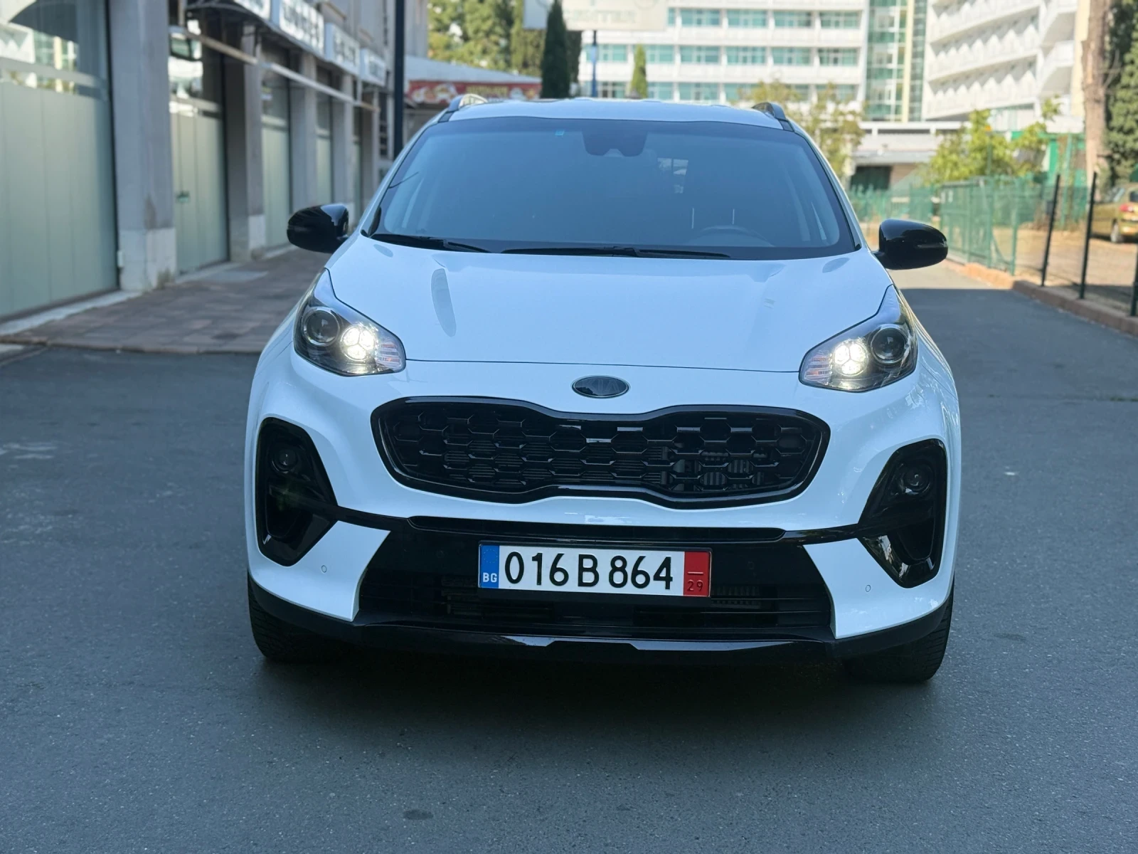 Kia Sportage Diesel-MILD HIBRYD* GT-Line* DISTRONIC+ * 142 000k, снимка 2 - Автомобили и джипове - 56170550