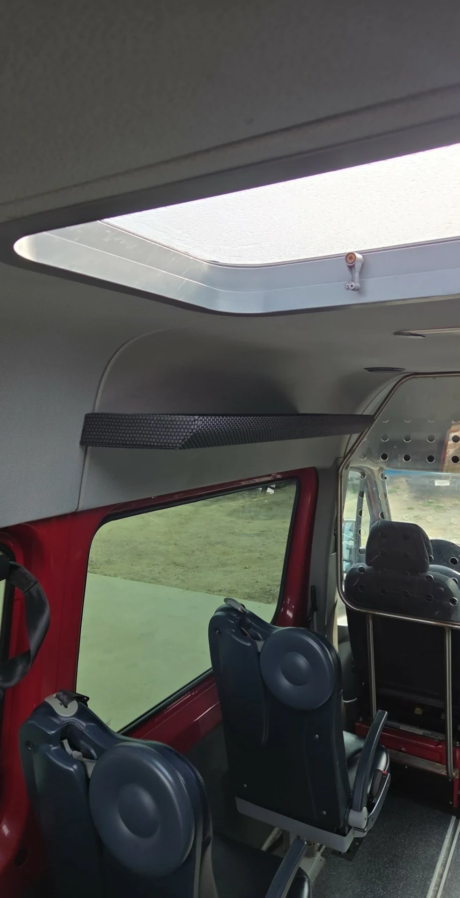 Mercedes-Benz Sprinter 315, снимка 14 - Бусове и автобуси - 54191488