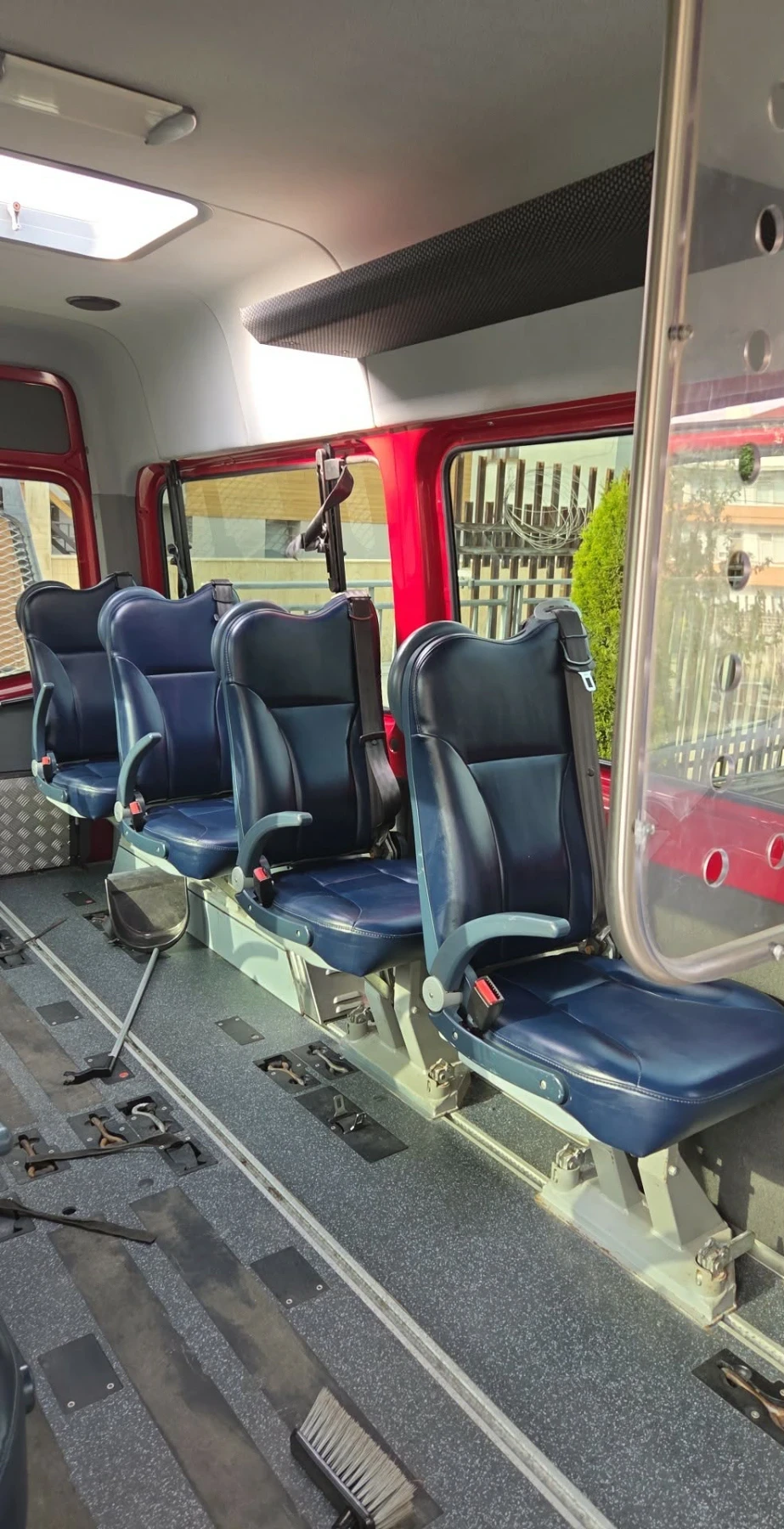 Mercedes-Benz Sprinter 315, снимка 10 - Бусове и автобуси - 54191488