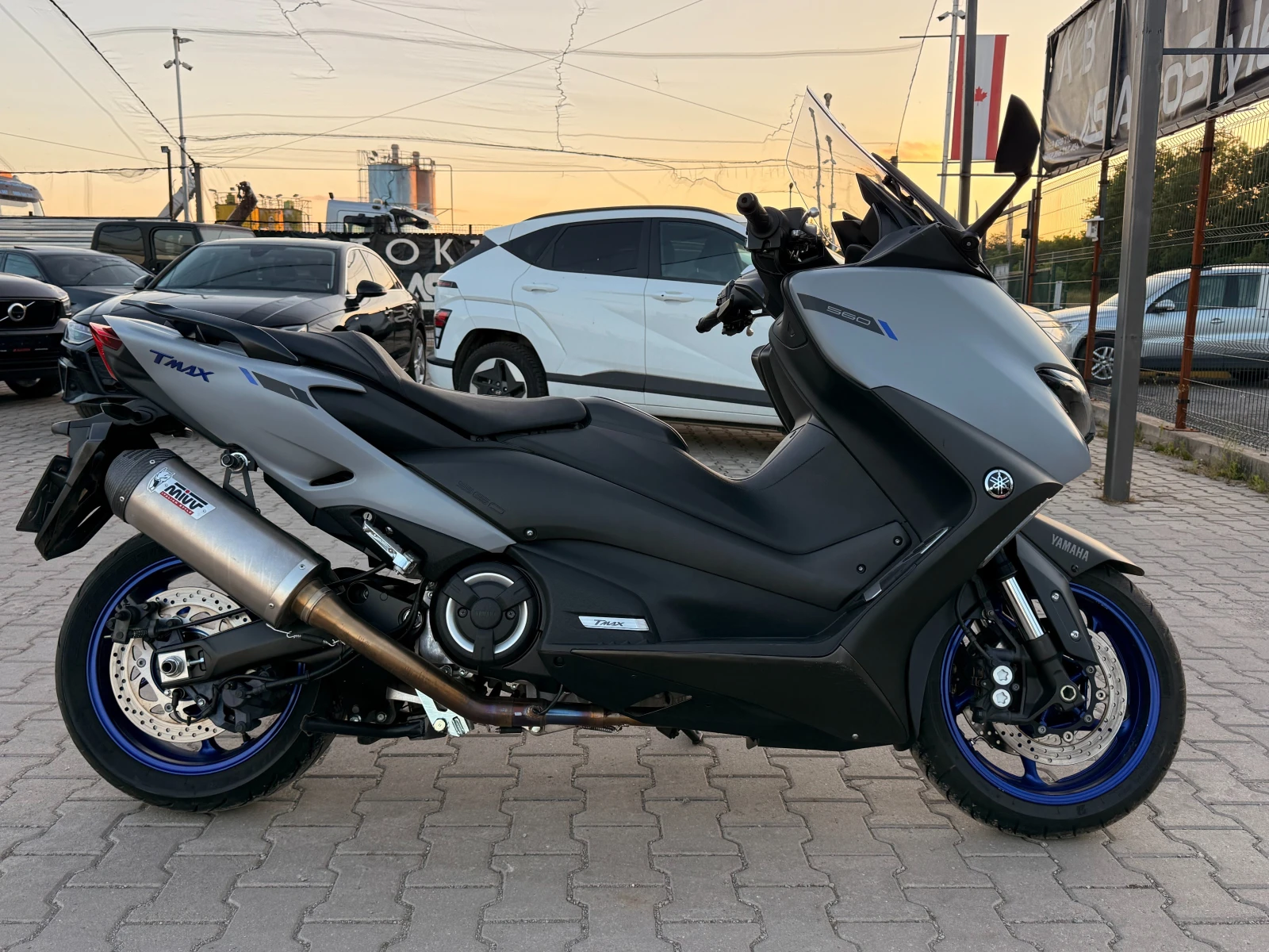 Yamaha T-max 560 MIVV Лизинг, снимка 2 - Мотоциклети и мототехника - 54974470