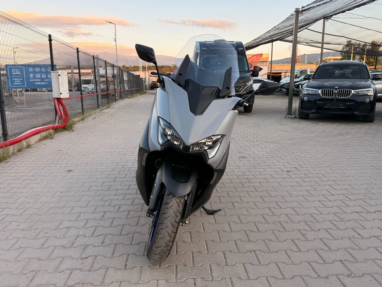 Yamaha T-max 560 MIVV Лизинг, снимка 7 - Мотоциклети и мототехника - 54974470