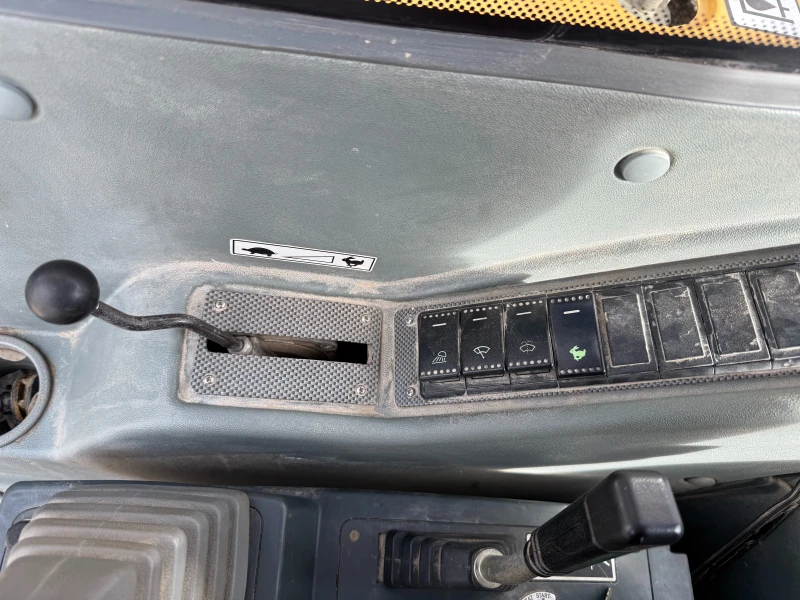 Багер Друга марка Cimex Minixx M60, снимка 12 - Индустриална техника - 49480489