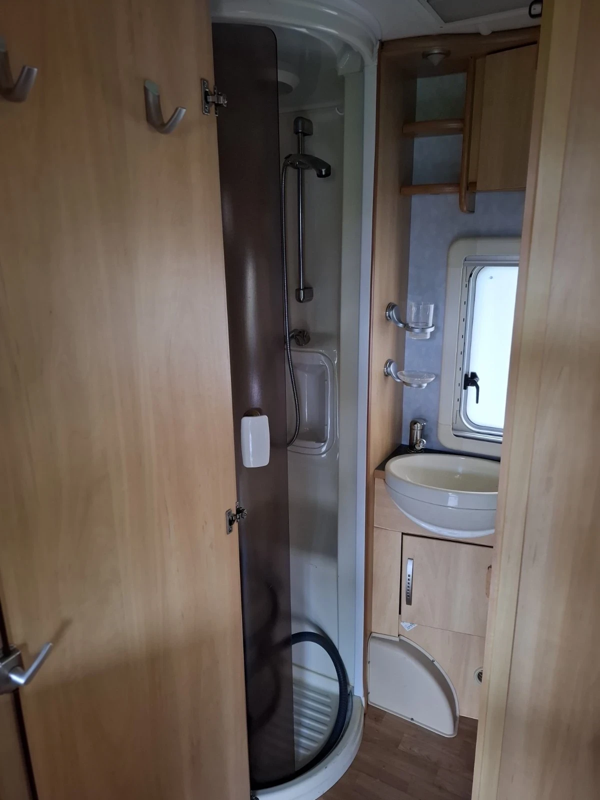  Sterling Elite  | Mobile.bg   10