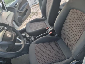 Seat Ibiza 1.6TDI INDIVIDUAL , снимка 11