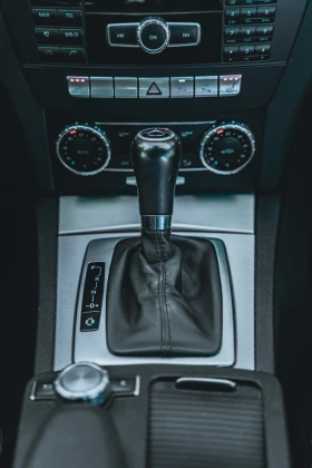 Mercedes-Benz C 220 2.2 CDI, снимка 12