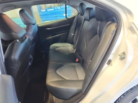 Toyota Camry * * CARFAX * * АВТО КРЕДИТ * * , снимка 10