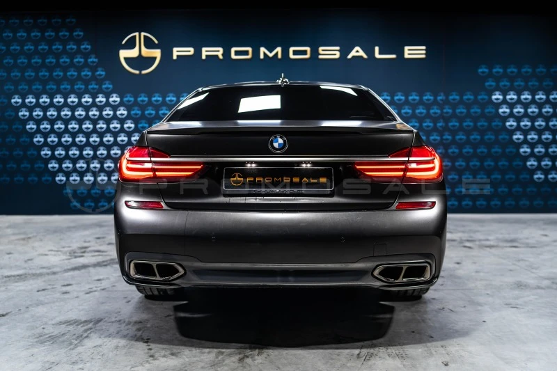 BMW 760 Li xDrive* M-Packet* Pano* ExecutiveLounge* TV, снимка 5 - Автомобили и джипове - 40878075