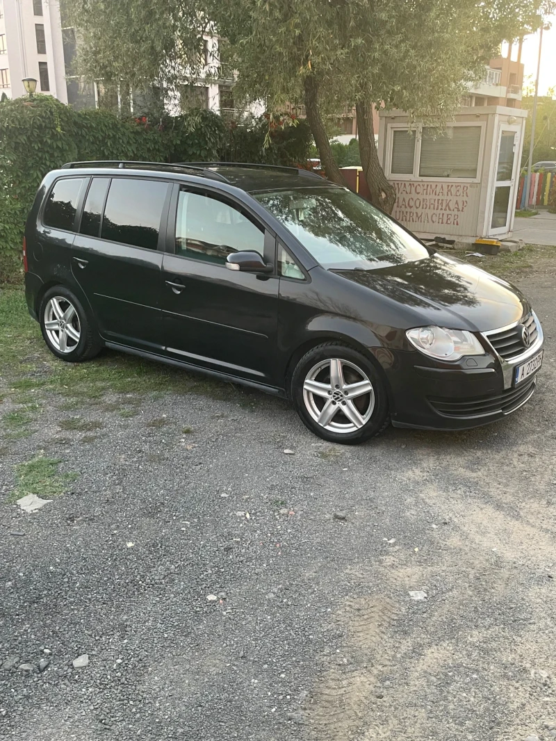 VW Touran, снимка 3 - Автомобили и джипове - 47395029