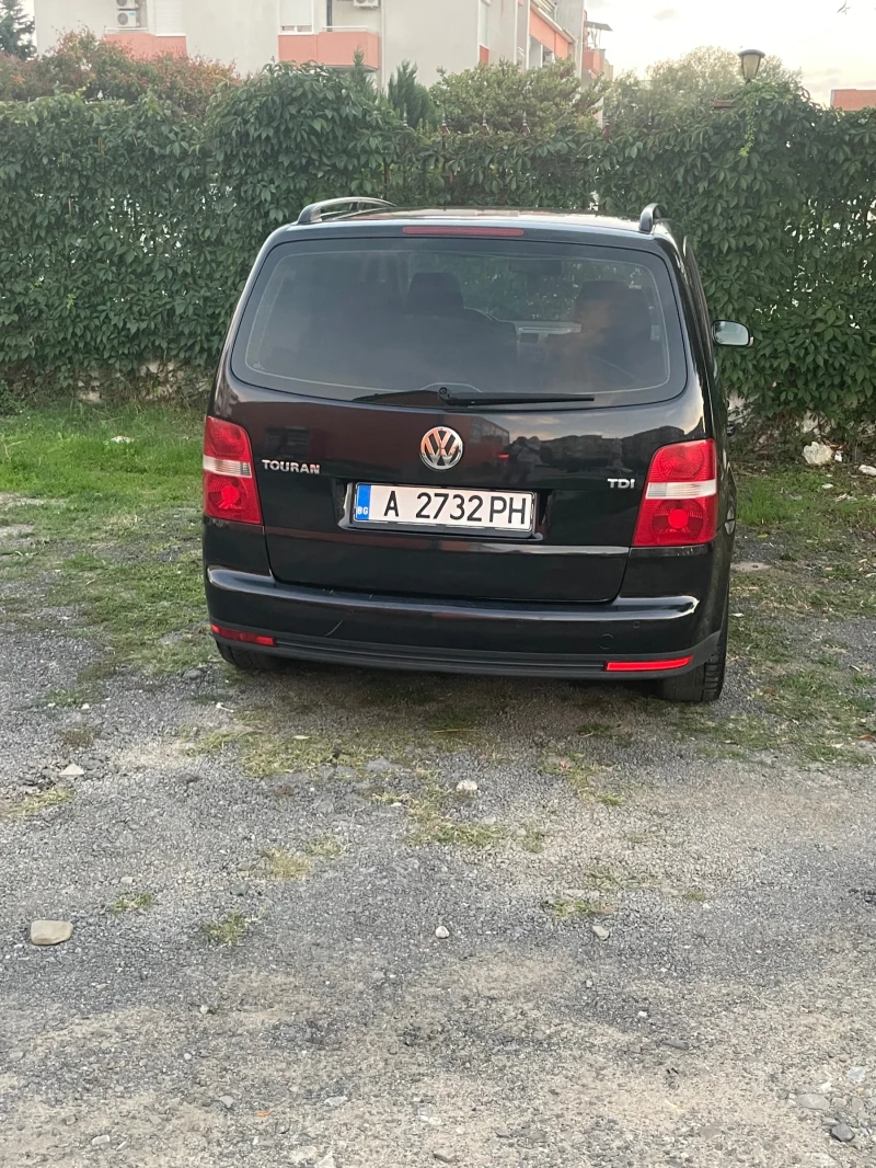 VW Touran, снимка 6 - Автомобили и джипове - 47395029