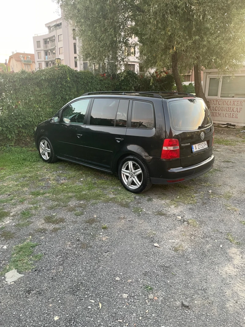 VW Touran, снимка 7 - Автомобили и джипове - 47395029