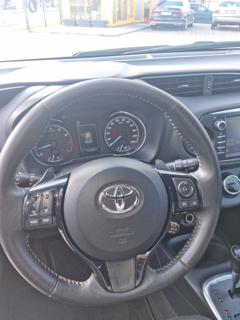 Toyota Yaris, снимка 5 - Автомобили и джипове - 47638982