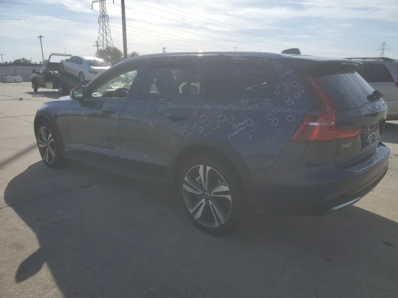 Volvo V60 Cross Country B5 AWD Plus * Купи Веднага * Без търг, снимка 2 - Автомобили и джипове - 48083684