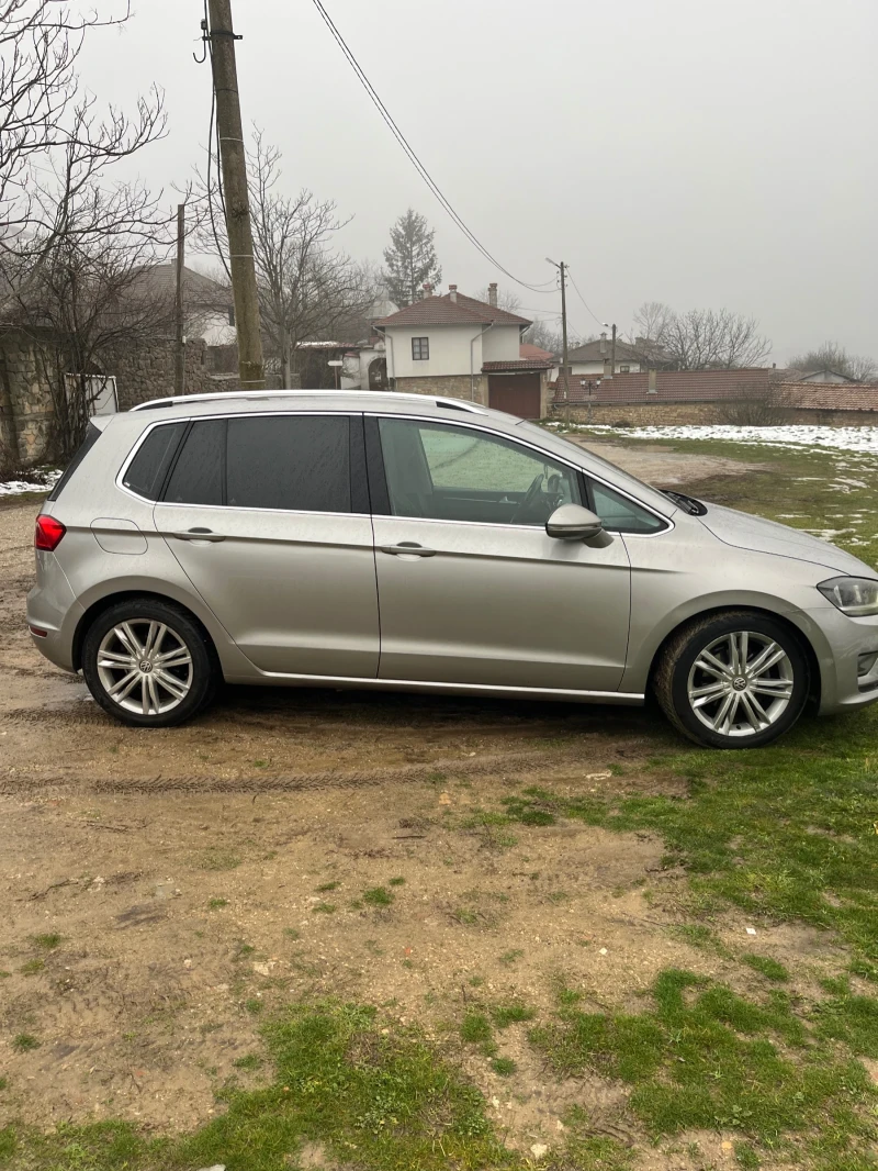 VW Golf 1.6TDI, снимка 4 - Автомобили и джипове - 48551132