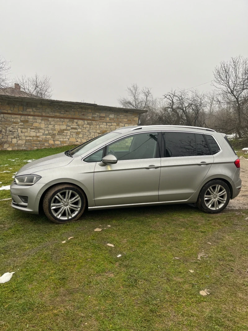 VW Golf 1.6TDI, снимка 5 - Автомобили и джипове - 48551132