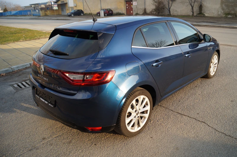 Renault Megane АВТОМАТИК, снимка 3 - Автомобили и джипове - 48706683