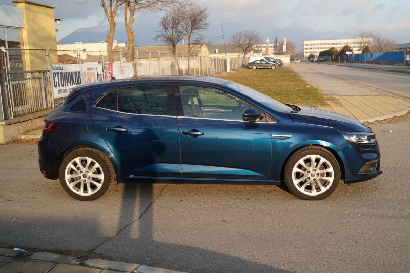 Renault Megane АВТОМАТИК, снимка 2 - Автомобили и джипове - 48706683