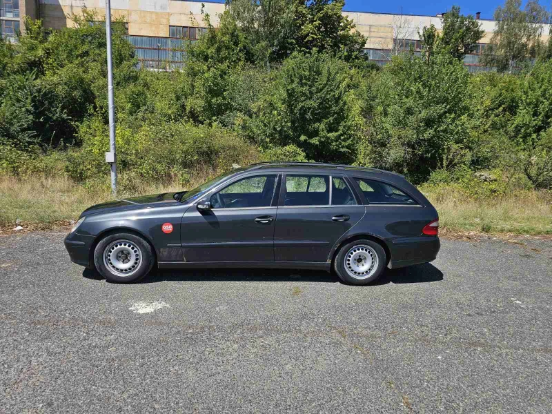 Mercedes-Benz E 270 cdi, снимка 3 - Автомобили и джипове - 49006254